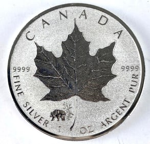 2017 Canada $5 Maple Leaf with Grizzly Bear Privy 1 oz .999 Fine Silver Coin