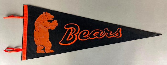 1950s Chicago Bears Pennant with Bear QB