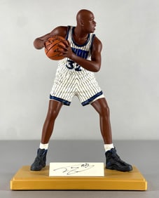 Shaquille ONeal Signed Gartlan Figurine Statute 247/1992