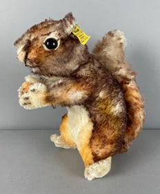 Vintage Steiff Perri Plush Squirrel