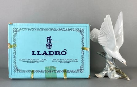 Lladro Daisa No. 4550 Turtle Dove Porcelain Figurine