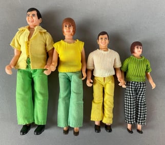 1973 Tonka Winnebago Family Figures