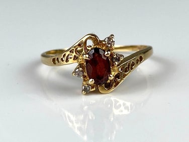 14K Gold Garnet and Diamond Ring
