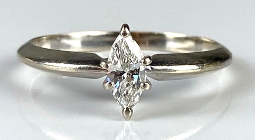 14K White Gold Diamond Ring