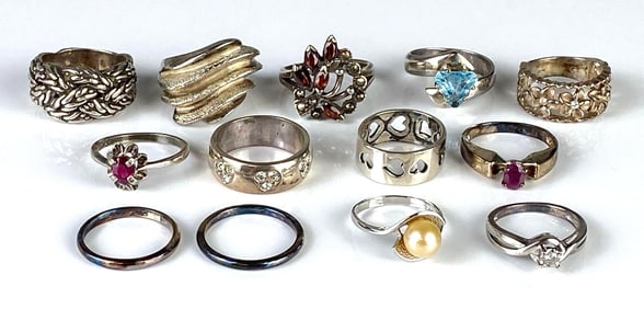 Group of 13 Sterling Silver Rings