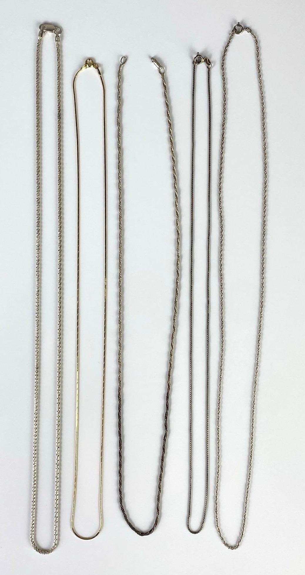 Group of 5 Sterling Silver Chain Necklaces (1 of 2)