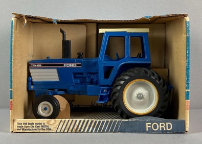 Scale Models Ford TW-28 Tractor