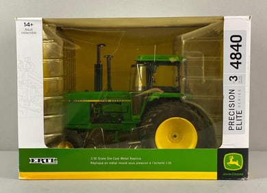 ERTL Precision Elite Series John Deere 4840 Tractor