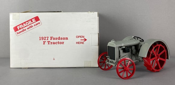 The Danbury Mint 1927 Fordson F Tractor