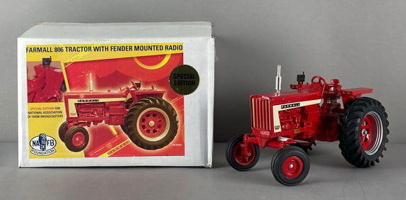 NAFB Farmall 806 Tractor with Fender with Fender Mounted Radio