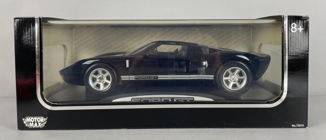 Motor Max Ford GT Die-Cast Car