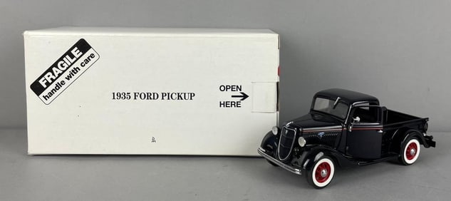 Danbury Mint 1935 Ford 1/2 Ton Die-Cast Pickup Truck