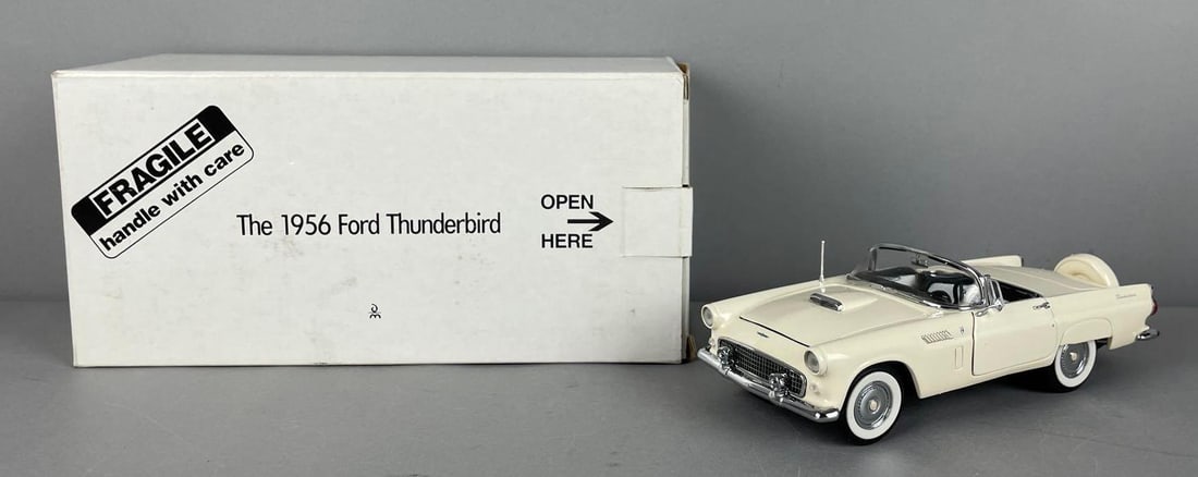 Danbury Mint 1956 Ford Thunderbird Convertible Die-Cast Car (1 of 7)