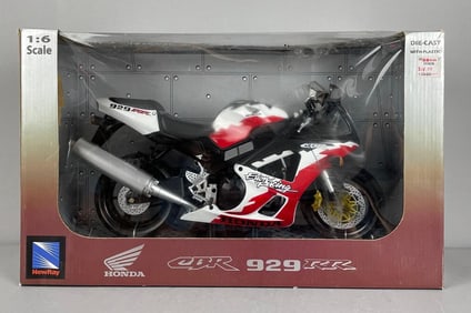 NewRay Honda CBR 929 RR Die-Cast Motorcycle