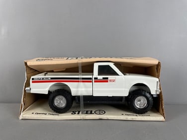 Ertl Deutz-Allis GMC Pressed Steel Pickup Truck