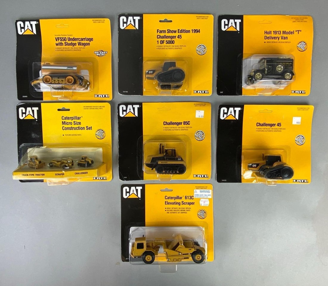 Group of 7 ERTL CAT Caterpillar Die-Cast Vehicles (1 of 5)
