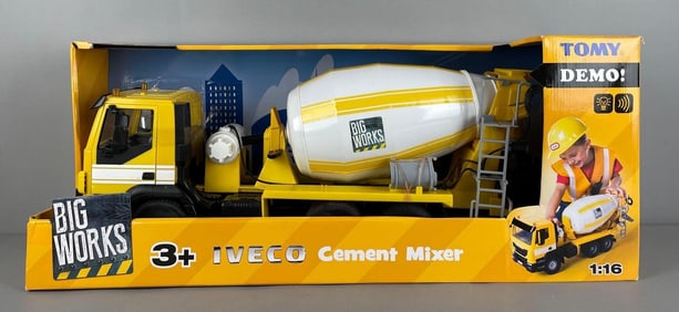 Tomy Big Works Iveco Plastic Cement Mixer Truck