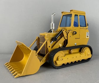 NZG Caterpillar 941 Die-Cast Track-Type Loader