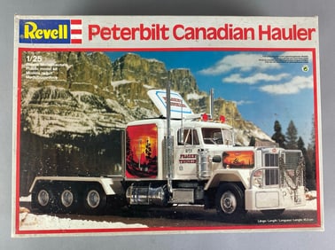 Revell Peterbilt Canadian Hauler Plastic Model Kit