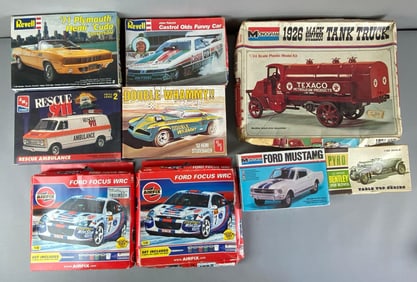 Group of Assorted Plastic Model Kits