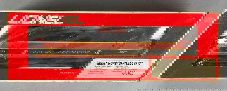 Lionel O Scale Great Northern Electric Locomotive: like new in original box, untested, locomotive measures 14 1/2 inches in length