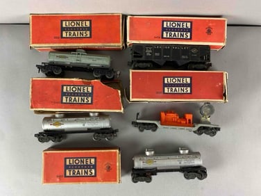 Group of 6 Lionel O Scale Flat Bed Train Cars