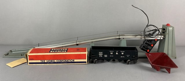 Lionel O Scale Operating Coal Ramp with N and W Hopper