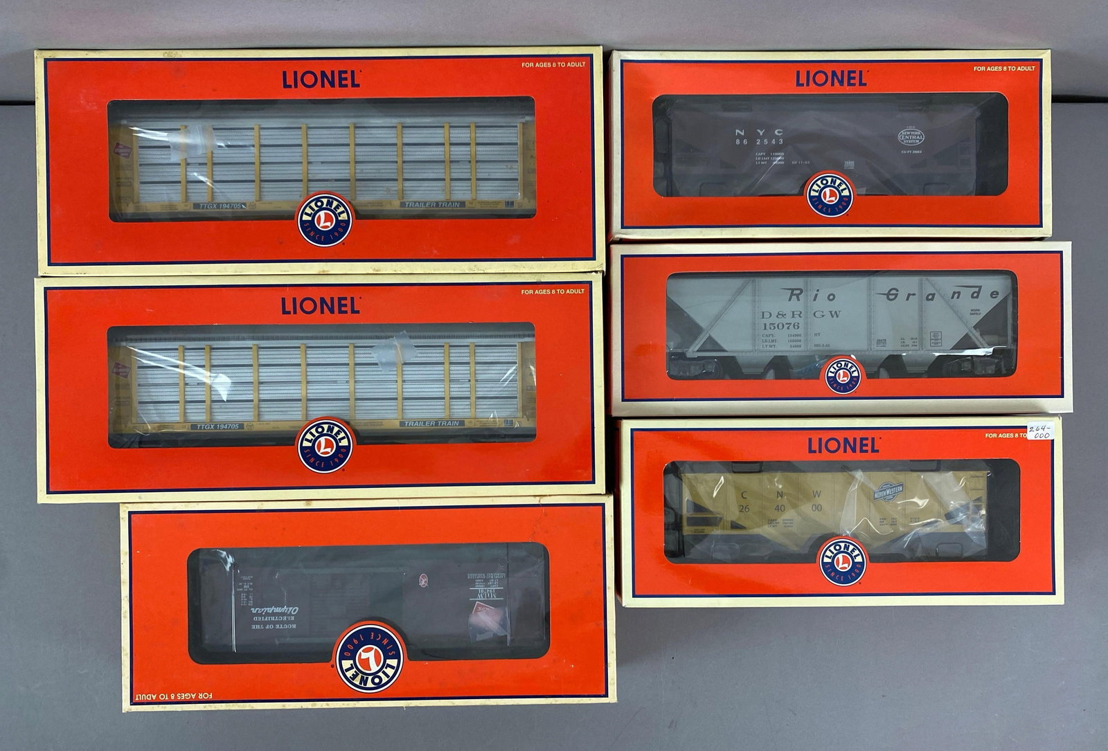 Group of 6 Lionel O Scale Train Cars (1 of 4)