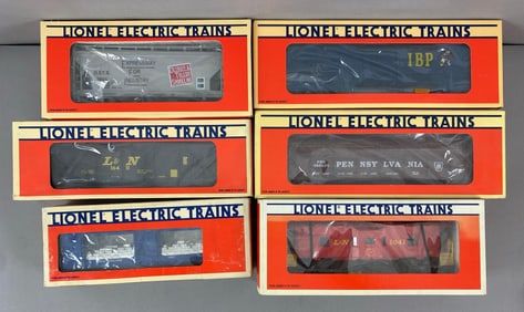 Group of 6 Lionel O Scale Train Cars