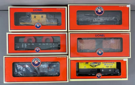Group of 6 Lionel O Scale Train Cars