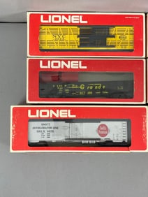 Group of 6 Lionel O Scale Train Cars