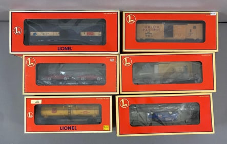 Group of 6 Lionel O Scale Train Cars