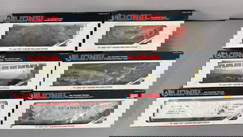 Group of 6 Lionel O Scale Train Cars