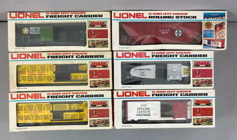 Group of 6 Lionel O Scale Train Cars