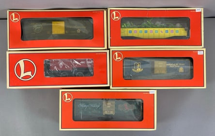Group of 5 Lionel O Scale Train Cars
