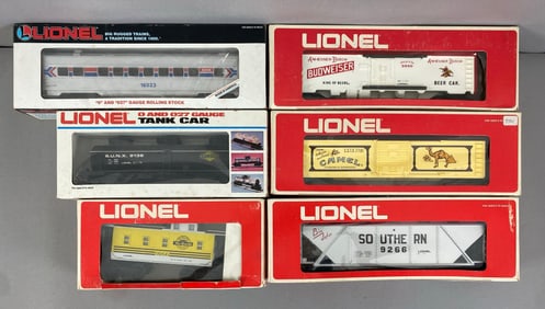 Group of 6 Lionel O Scale Train Cars