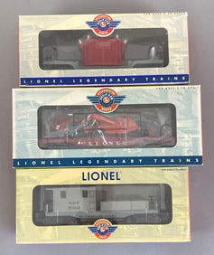 Group of 3 Lionel O Scale Train Cars