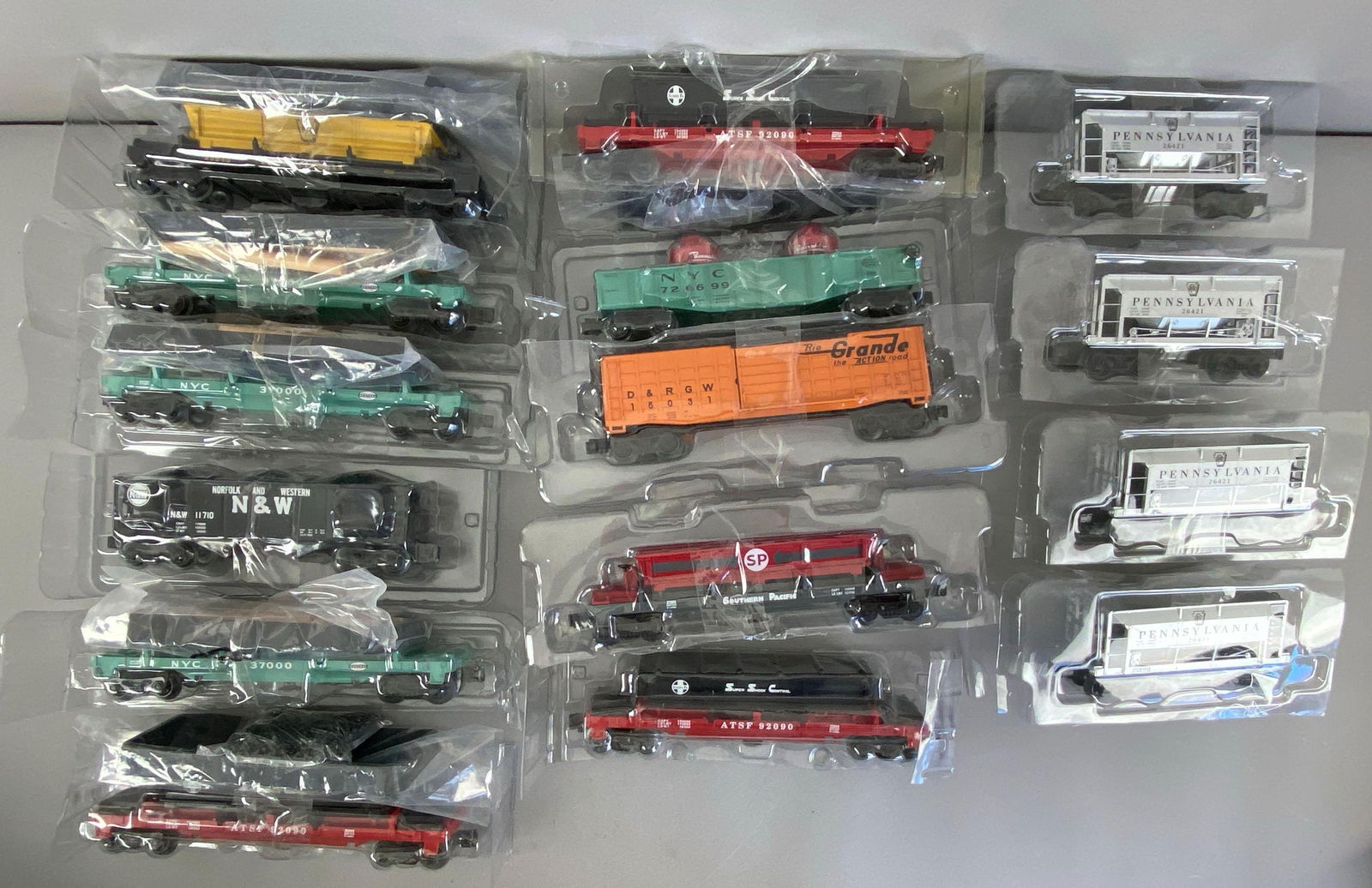 Group of O Scale Train Cars (1 of 6)