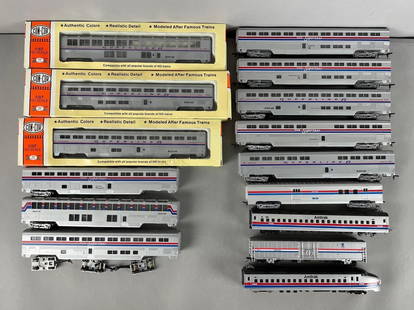 Group of Con-Cor HO Scale Amtrak Superliner Passenger Cars and More: Some missing wheels, includes untested locomotive