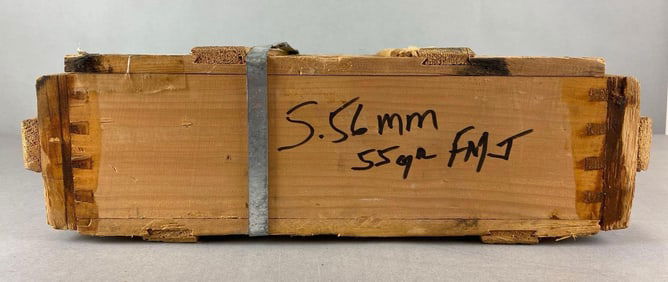 Wood Crate of 1600 rounds of 5.56 mm Ammunition