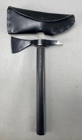 United Cutlery Tomahawk with Sheath