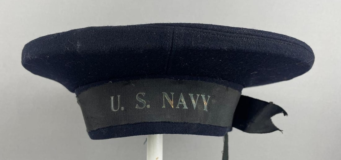 WW1 U.S. Navy Flat Hat: Silke ribbon marked U.S. Navy, Size 7 1/8, some holes on top, silk ribbon undone