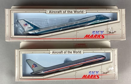 Group of 2 SkyMarks Aircraft Of The World Planes