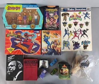 Group of Assorted Pop Culture Items