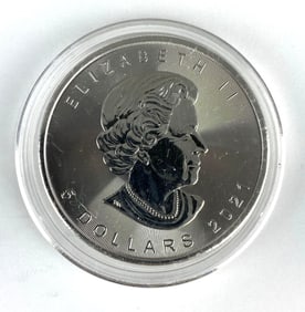 2021 Canadian Maple Leaf 1 Oz .9999 Fine Silver $5 Coin