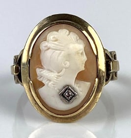 10K Gold Cameo Ring with Diamond Accent Stone