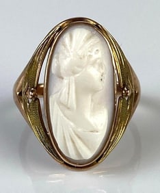 10K Gold Cameo Ring