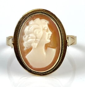 10K Gold Cameo Ring