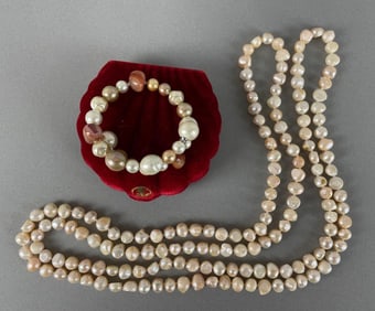 Freshwater Pearl Necklace and Bracelet