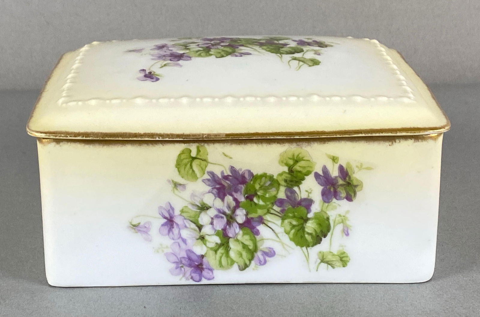 Blakeman and Henderson Floral Porcelain Humidor (1 of 6)